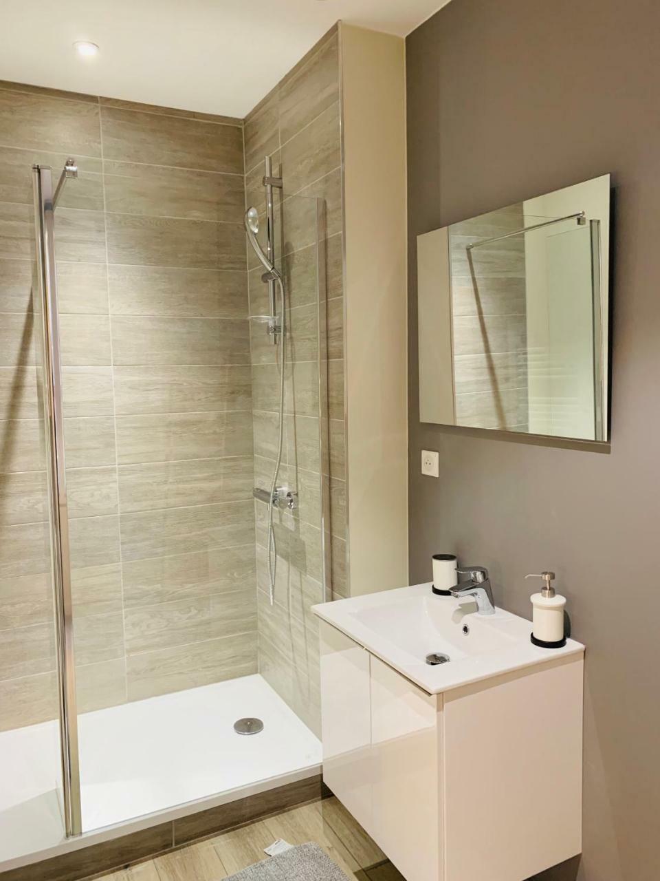 Esprit Cosy Sur Plateau Apartment *